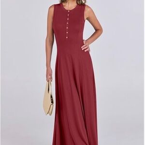 Elegant Sleeveless Burgundy Maxi Dress